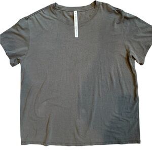 Lululemon Pima Cotton and Lyocell Casual Gray T-Shirt Size 10